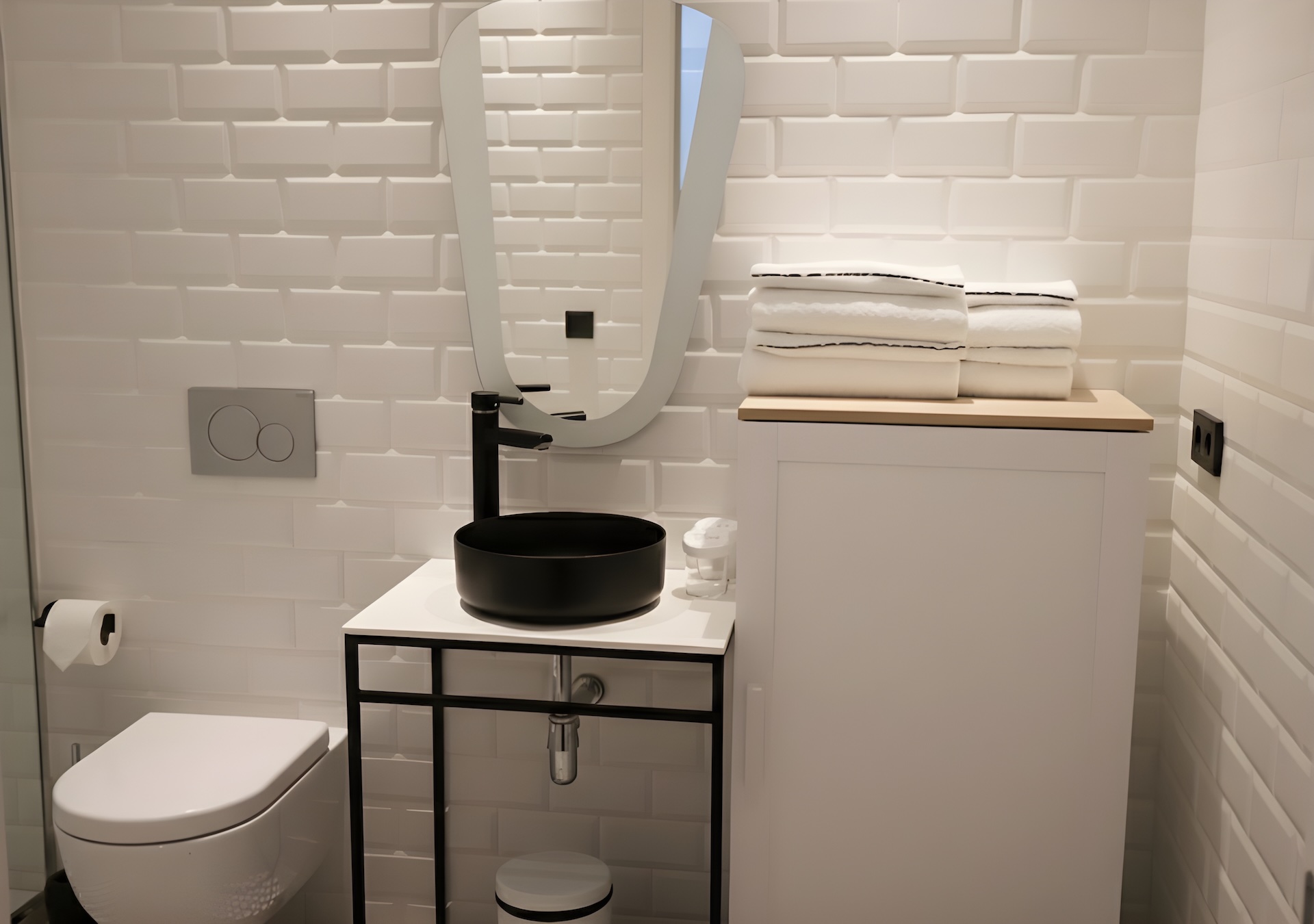 estudio junto al mercado central hotel & spa plaza mercado