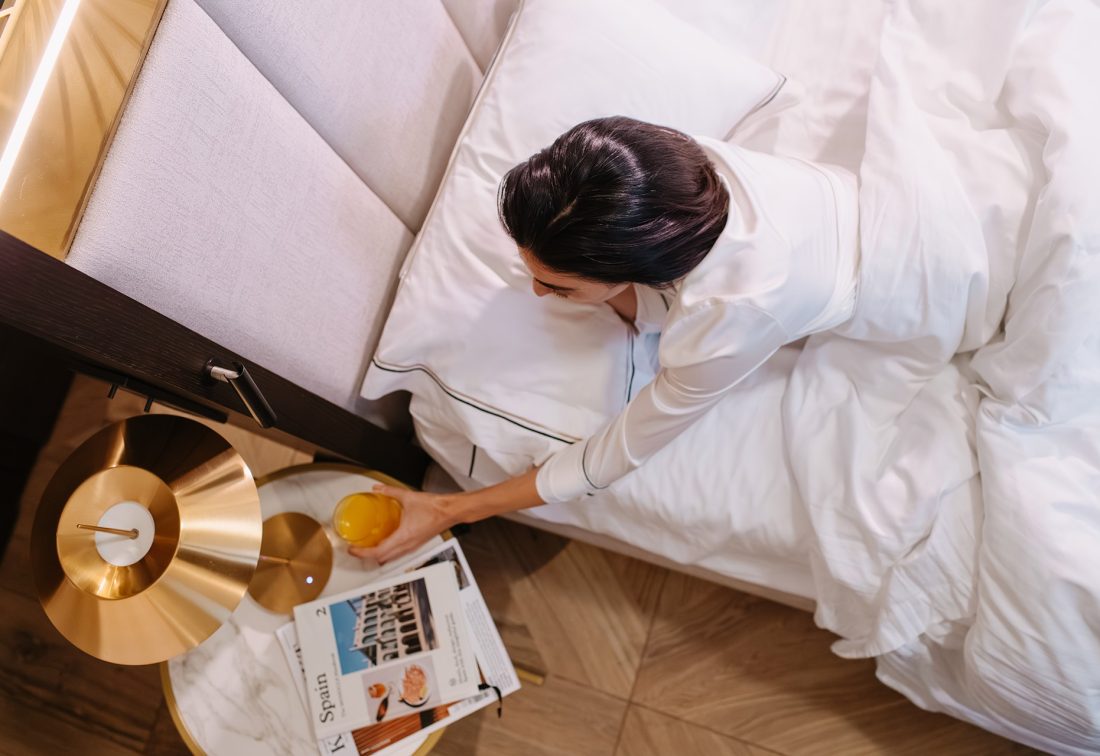 desayuno-suite-presidencial-diseno-elegante-hotel-palacio-vallier-valencia